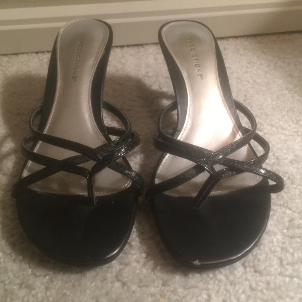 Super cute pair of black heels - Picture 4 of 4